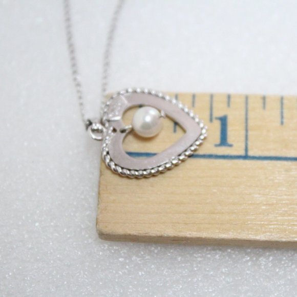 Van Dell Sterling Heart & Faux Pearl Pendant Necklace - Cross Posted - Picture 9 of 13